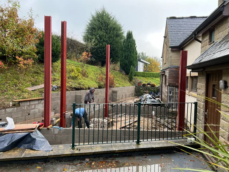 Steel columns being installed